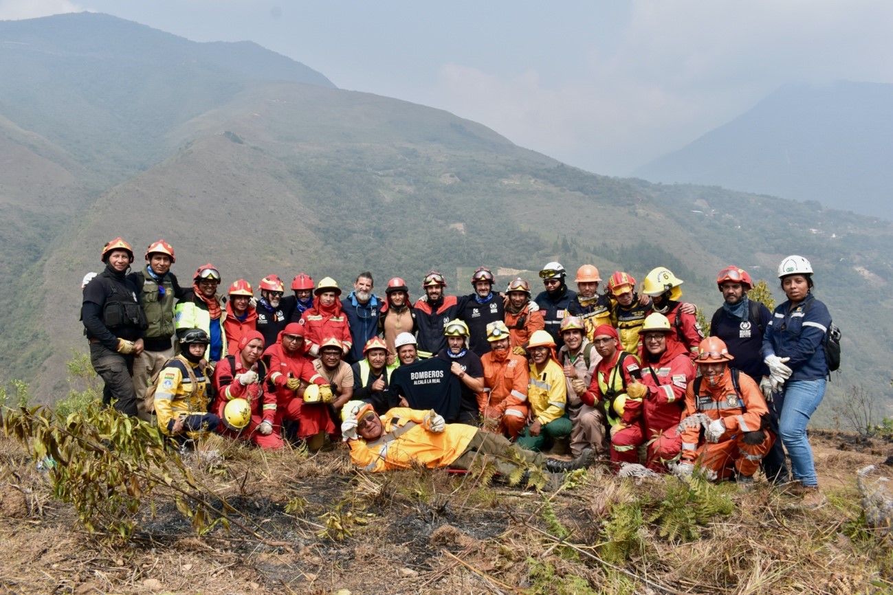 Curso Formativo Bomberos Unidos Sin Fronteras en Bolivia